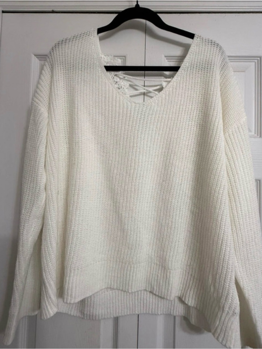Cupshe Cream V-Neck Ribbed Knit Sweater